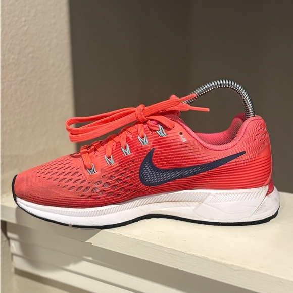 Nike Air Zoom Pegasus 34 Running Shoes Hot Punch Women's Sz 6.5 - Picture 2 of 10